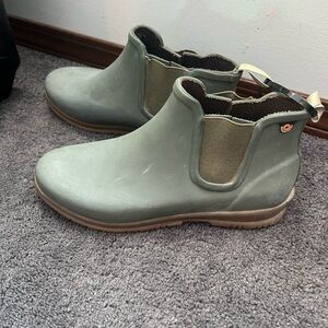 Bogs- Sweetpea II Chelsea Boots